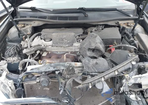 2014 Toyota Camry Le z USA, uszkodzony, nr VIN 4T4BF1FK1ER414475